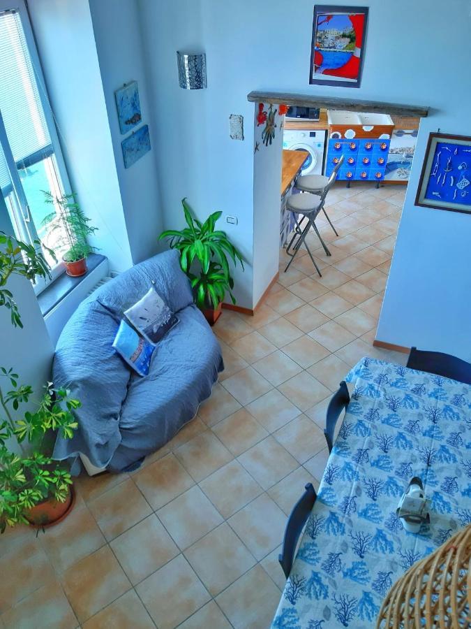 普罗奇达La Casa Azzurra公寓 外观 照片